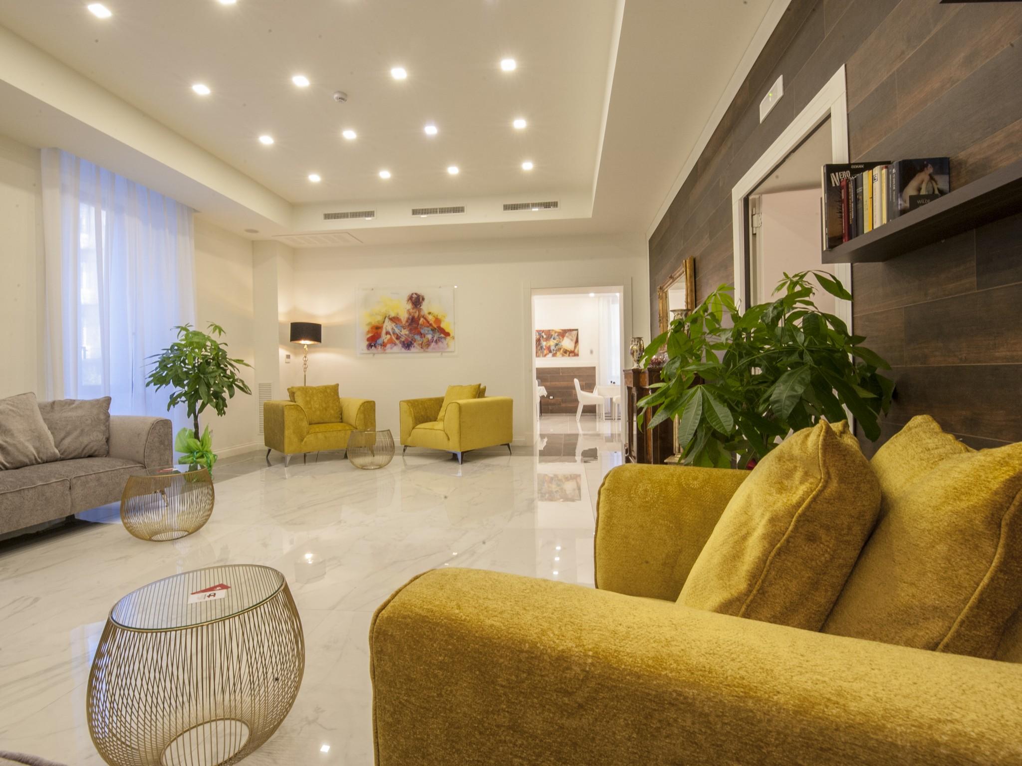 Palazzo Firenze Hotel Napoli Bagian luar foto